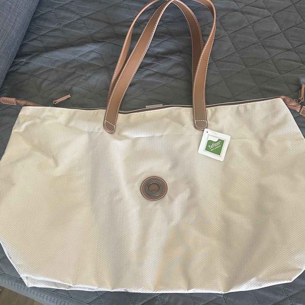 Elegant Cream and Tan Tote Bag